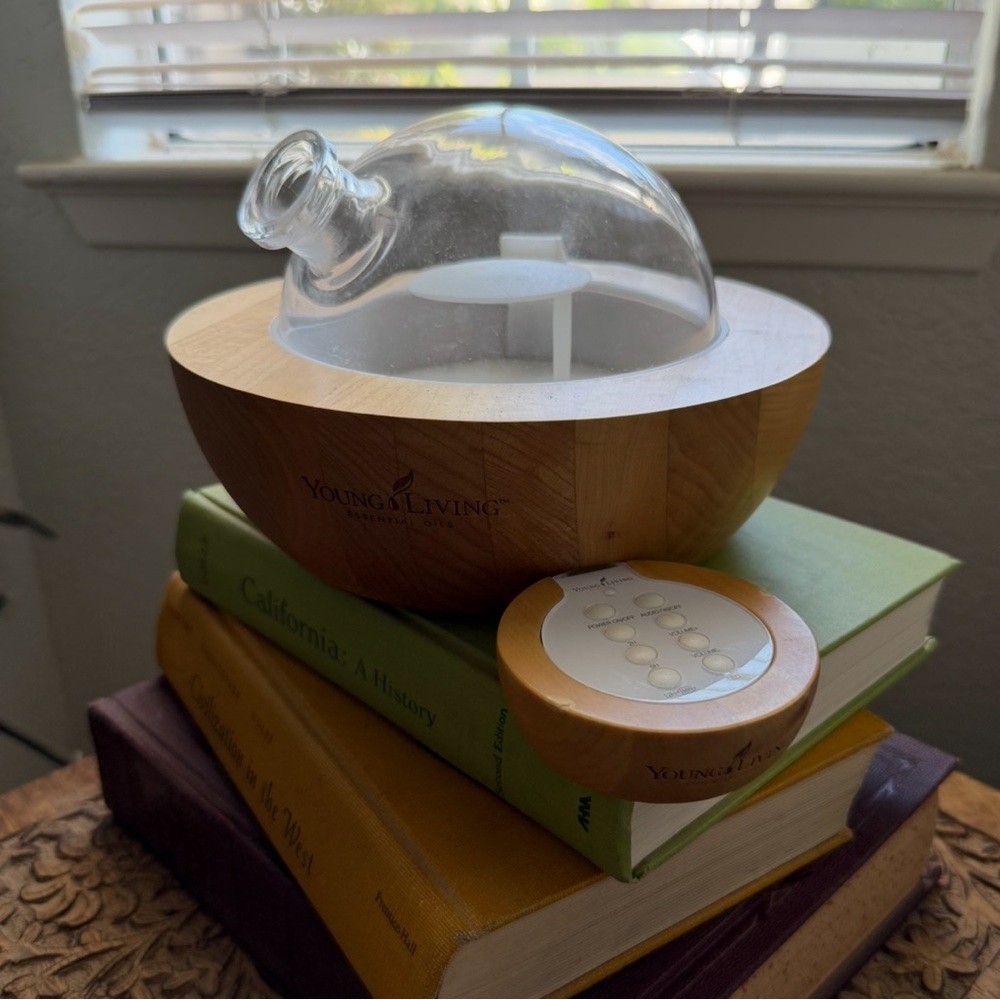 Young Living Aria Diffuser
Excellent Condition